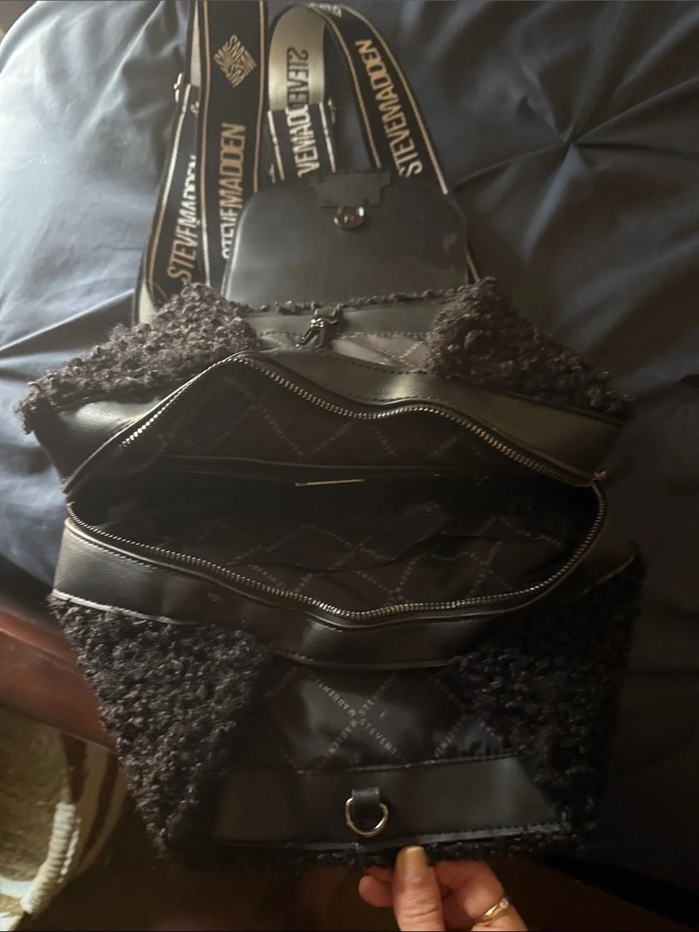 Steve Madden Black Sherpa & Leather Key/Card Holder Crossbody